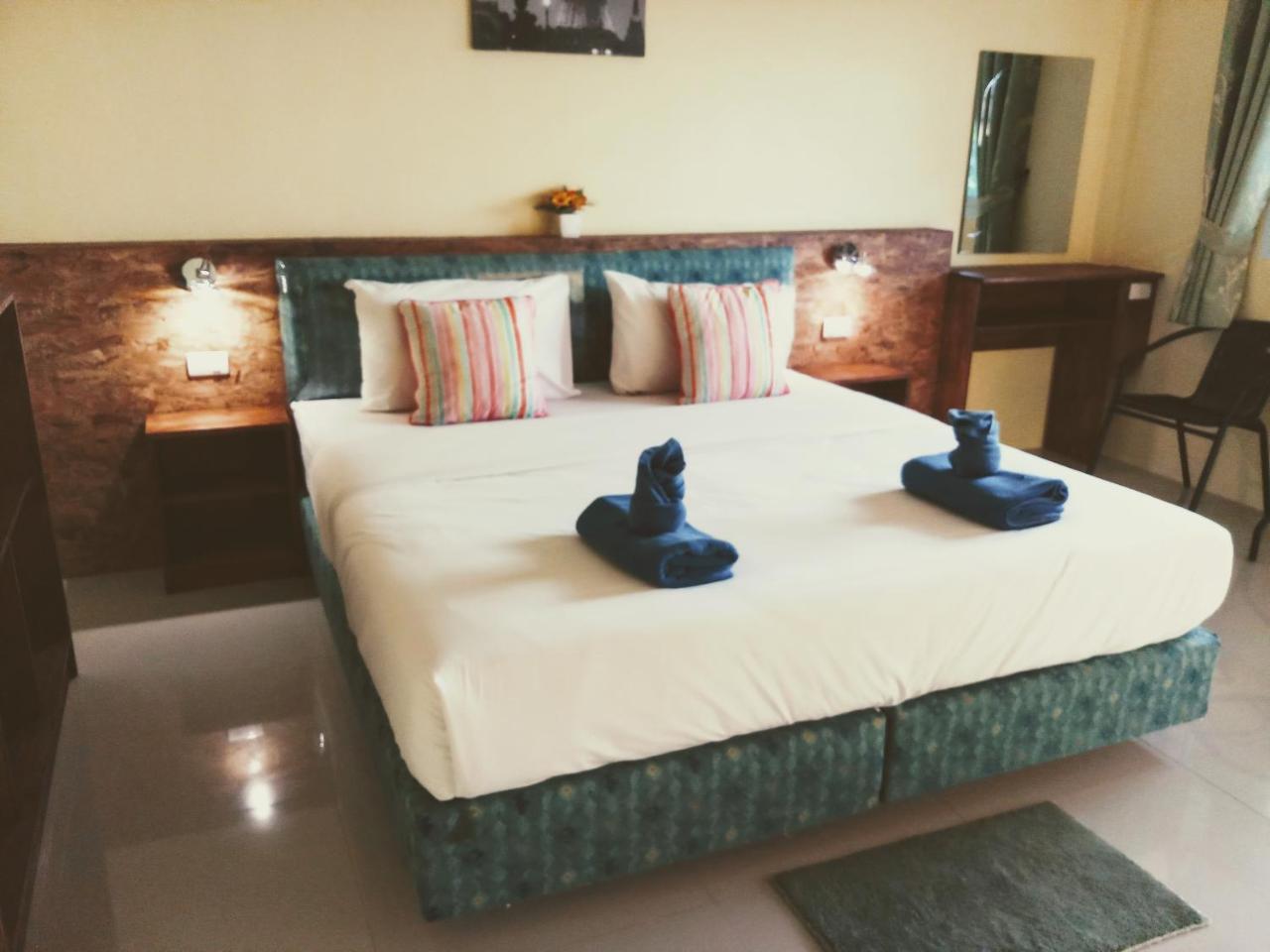 บางเทา แมงโก เฮ้าท์ Apartment หาดบางเทา ภายนอก รูปภาพ