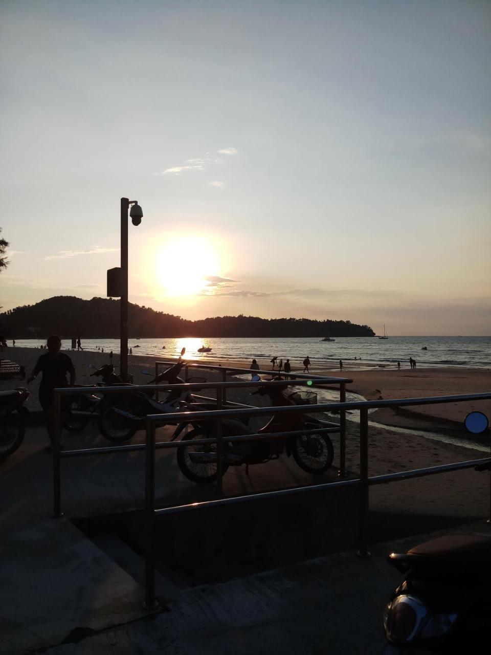 บางเทา แมงโก เฮ้าท์ Apartment หาดบางเทา ภายนอก รูปภาพ